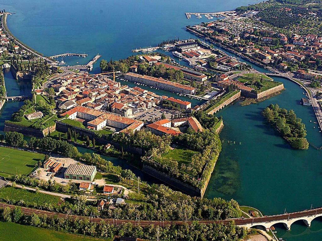 Sk Home Peschiera del Garda Ngoại thất bức ảnh